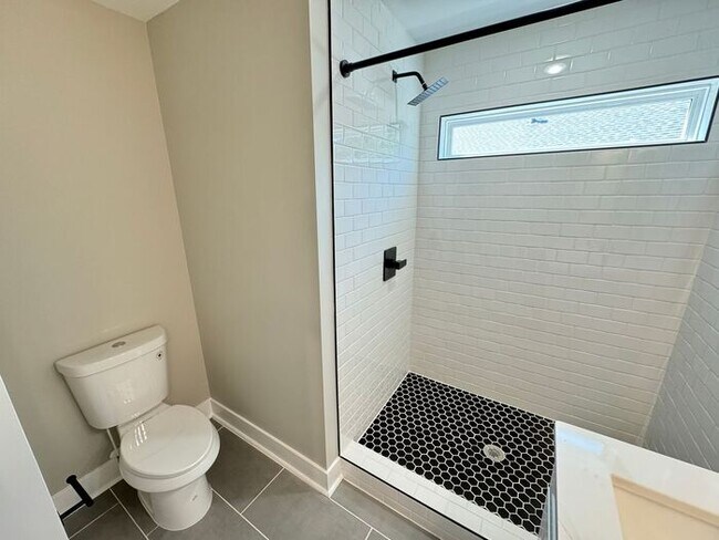 Building Photo - Fully Updated 4 Bedroom Home in Raleigh