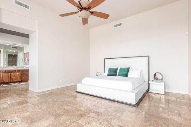 Building Photo - 14234 N 27th Pl