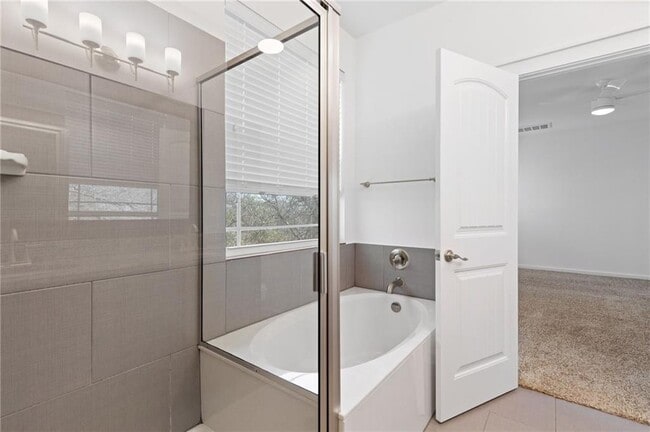 Building Photo - 6307 Betty Cook Dr