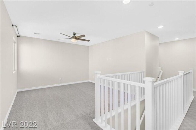 Building Photo - 366 Rosefinch St