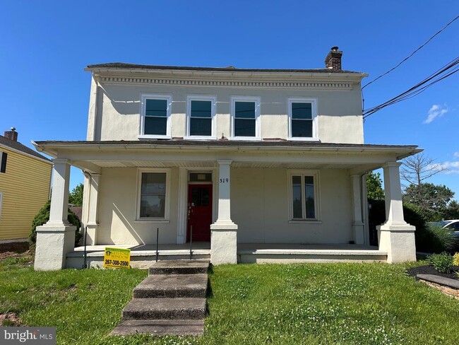 Building Photo - 319 W Ridge Pike