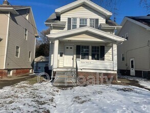 Building Photo - 1936 Mansfield Rd