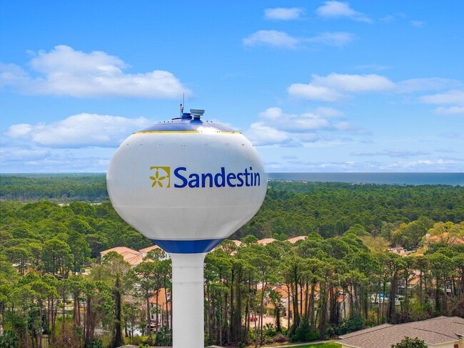 Building Photo - 8983 Heron Walk Dr