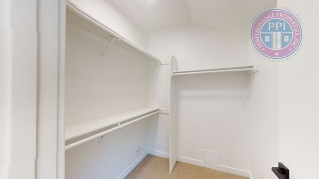 Building Photo - Portland's Sought After University Park!!!  Luxury Classic Ranch Style Home, Completely Renovated...