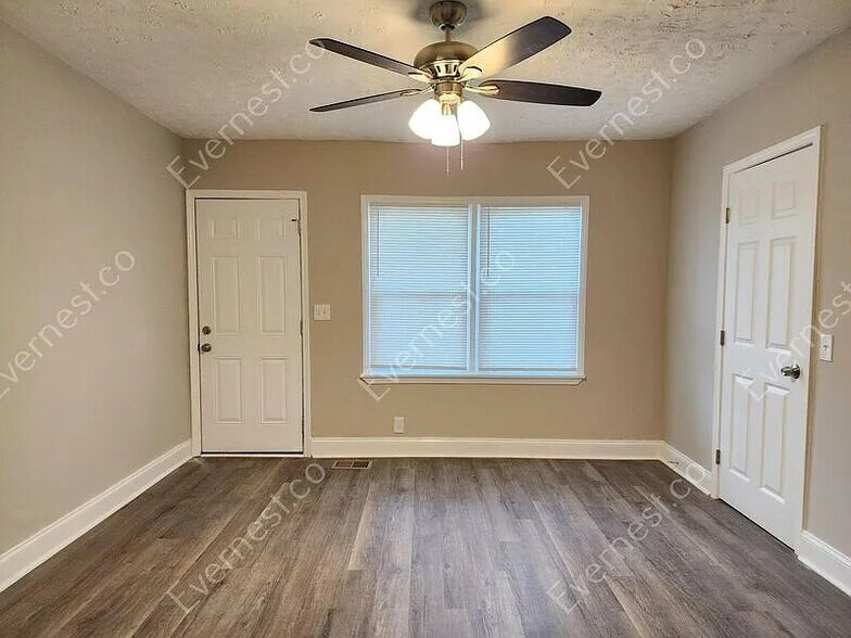 Building Photo - 4996 West St