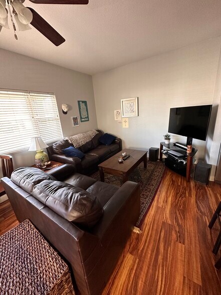 Living room - 265 Madison Ave