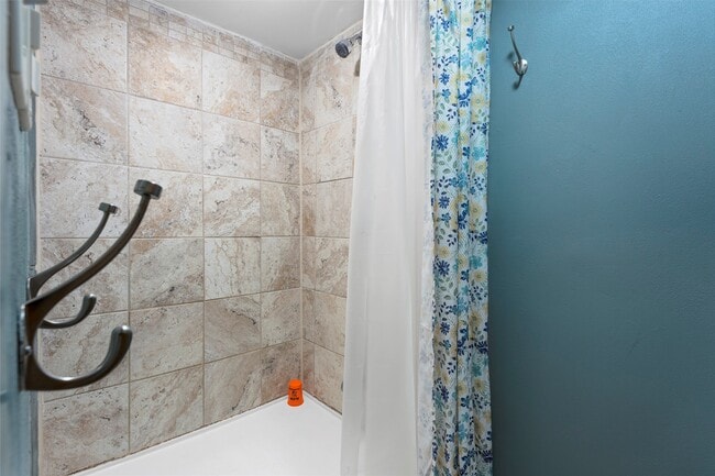 Building Photo - 200 Motel Dr.