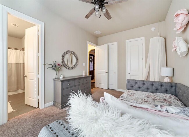 Building Photo - 5519 Caper Shores Ln