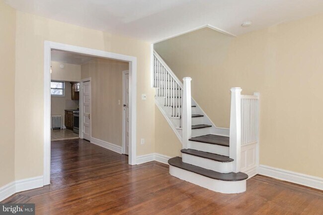 Building Photo - 1929 W Sparks St