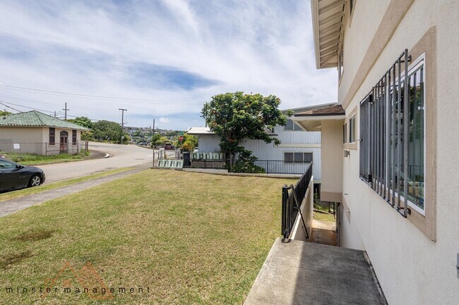 Building Photo - 1626 Hanai Loop
