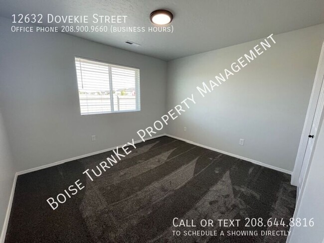 Building Photo - 12632 Dovekie St