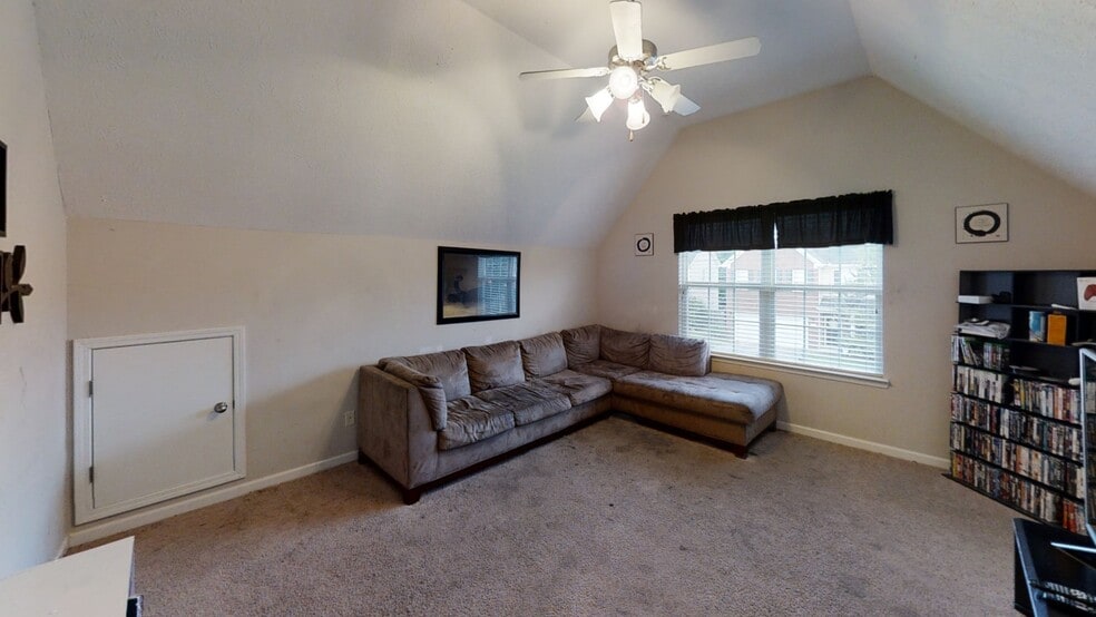 rec room 2nd floor - 1113 Shire Dr
