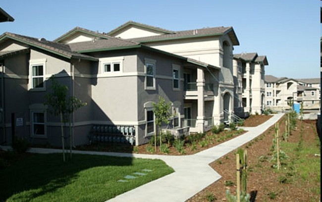 Building Photo - Arlington Creek Apartments