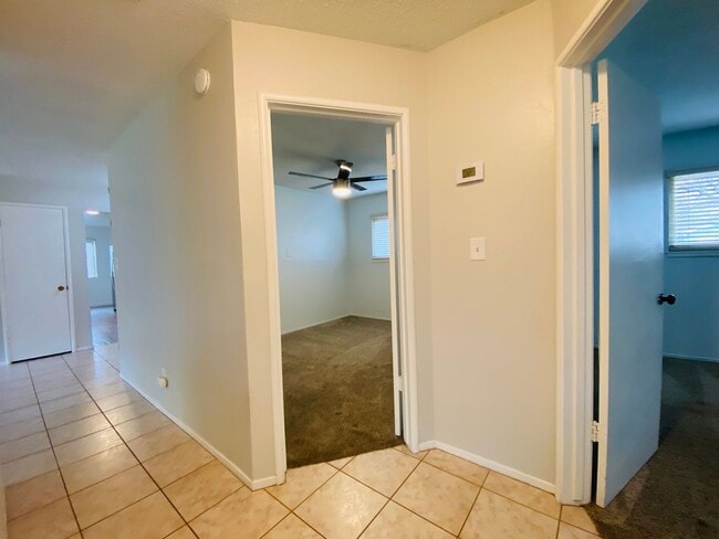 Building Photo - $2,100 Cedar & Bullard, 3 Bedroom Home - N...