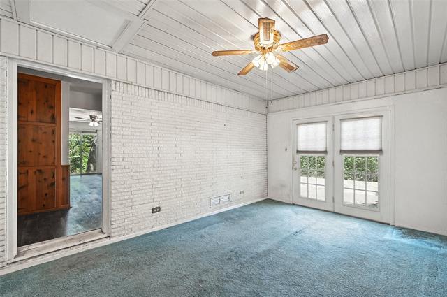 Building Photo - 1502 Westcrest Dr