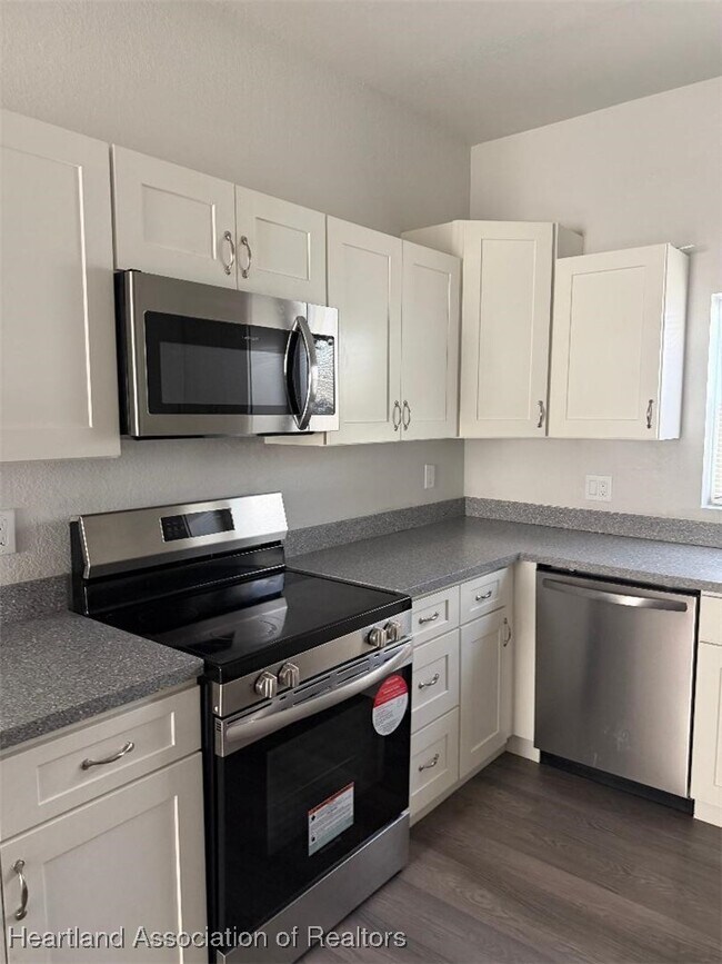 Building Photo - 1514 Las Villas Blvd