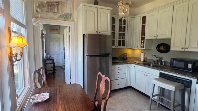 Building Photo - 20 Berkeley Ave