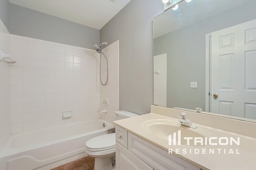 Building Photo - 1795 Millside Terrace