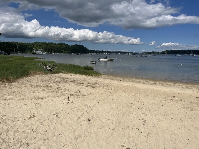 Building Photo - 35 Oceanview Ave