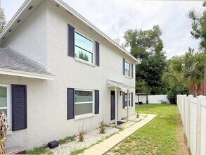 Building Photo - 11705 North Dr