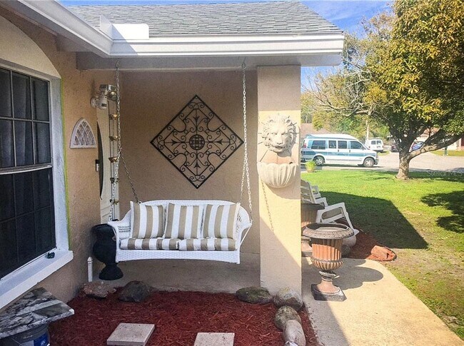 Building Photo - 7250 Fullerton Ct