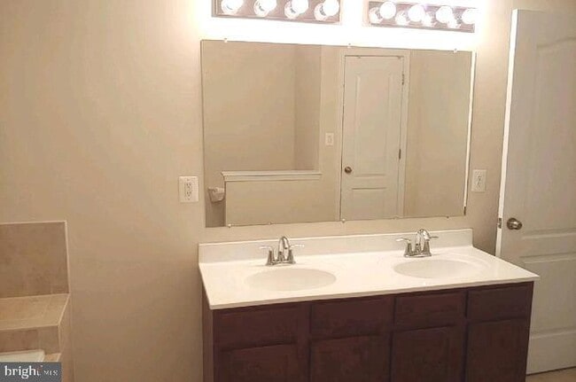 Building Photo - 11170 Wortham Crest Cir