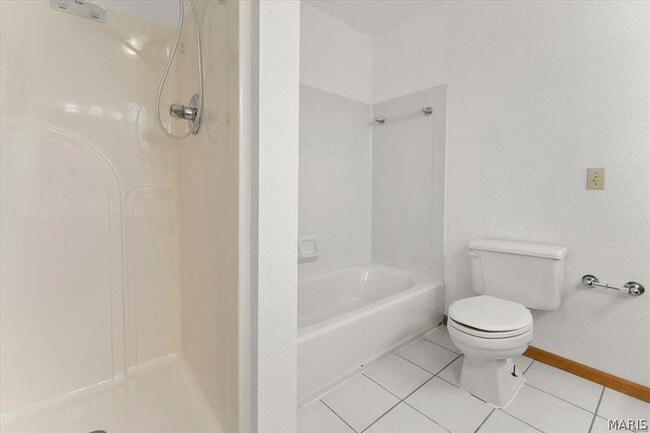 Building Photo - 132 Clinton Hill Dr