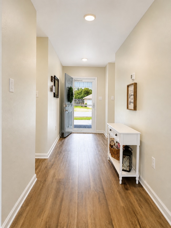 Building Photo - 9023 Bellewood Pl