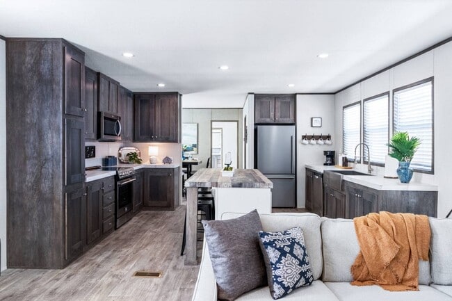 Building Photo - 719 Armadillo St