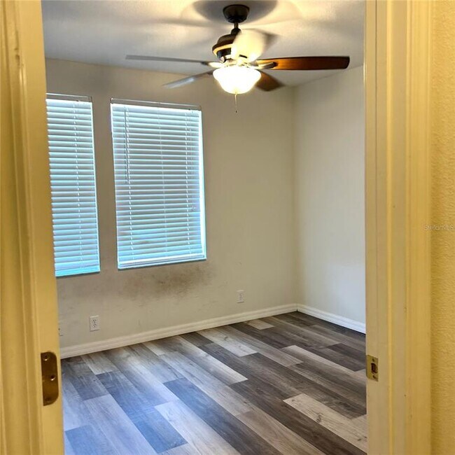 Building Photo - 2568 Hidden Cove Ln