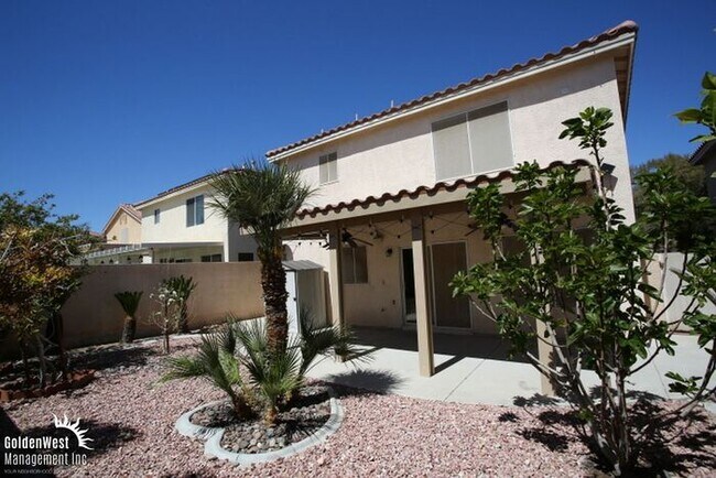 Building Photo - Charming 4Bdm 2.5Ba Home in the Heart of S...