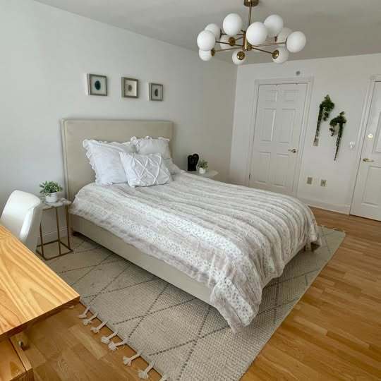 Building Photo - 360 W Washington Ave