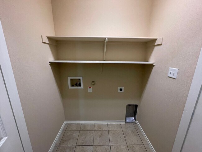 Building Photo - 1510-1512 Piedmont Drive