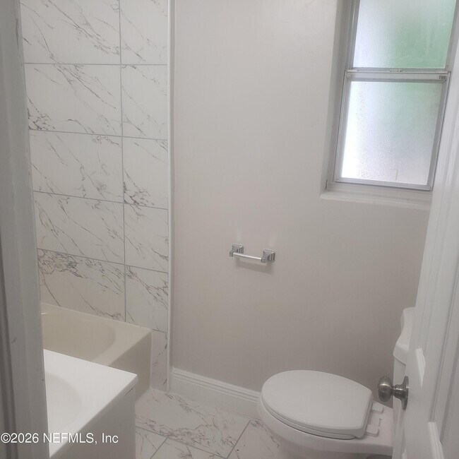 Building Photo - 5531 Agra Ct