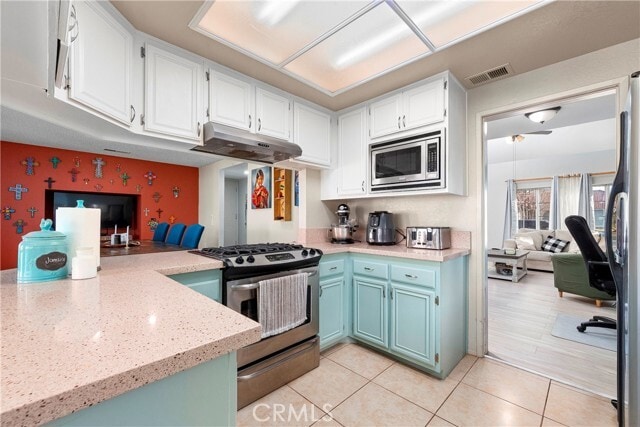 Building Photo - 2047 Westminster Dr