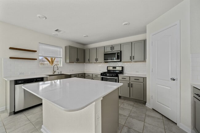 Building Photo - 1522 Wheatley Hill Ln