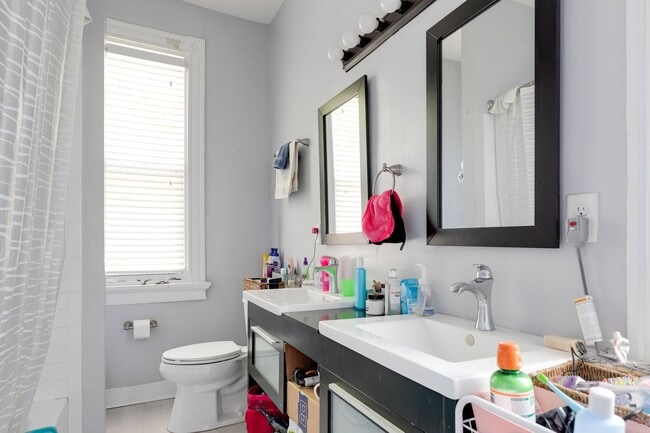 Building Photo - 3151 Moody Ave