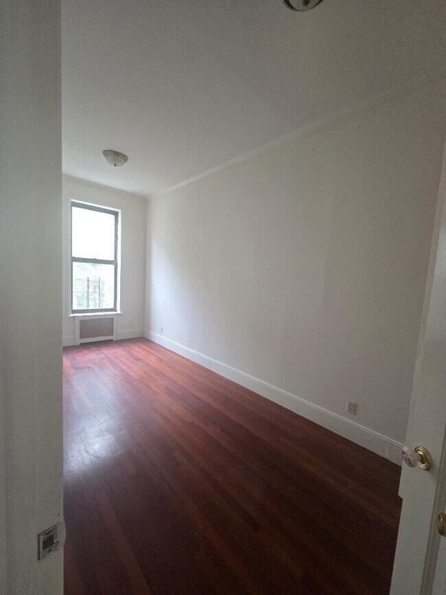 Building Photo - 0 bedroom in New York NY 10065