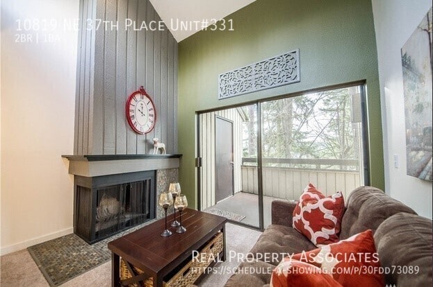 Building Photo - 10819 NE 37th Pl