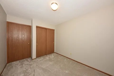 Building Photo - W163N11528 Windsor Ct