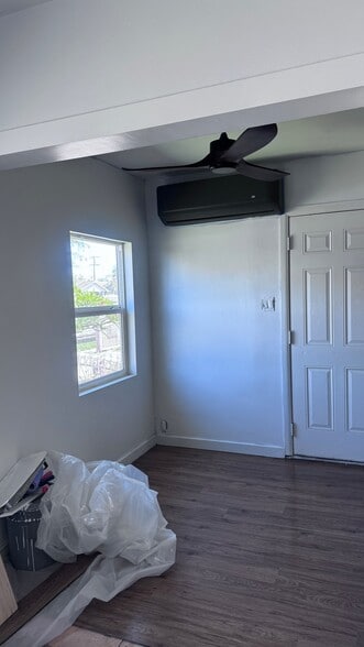 Building Photo - 8102 McKinley Ave