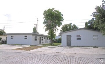 Building Photo - 309 Phippen Waiters Rd