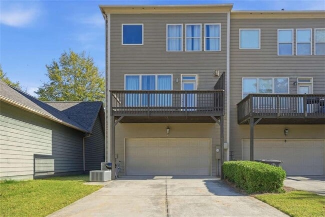 Building Photo - 9931 Mancunian Way