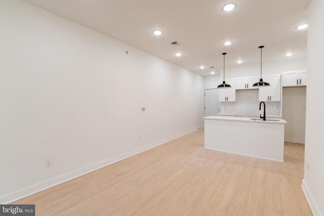 Building Photo - 1748 N 22nd St