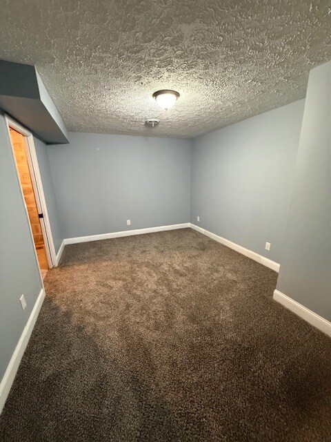Building Photo - 3028 Pondsford Dr
