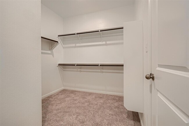 Building Photo - 1221 Trevi Fontana Dr.