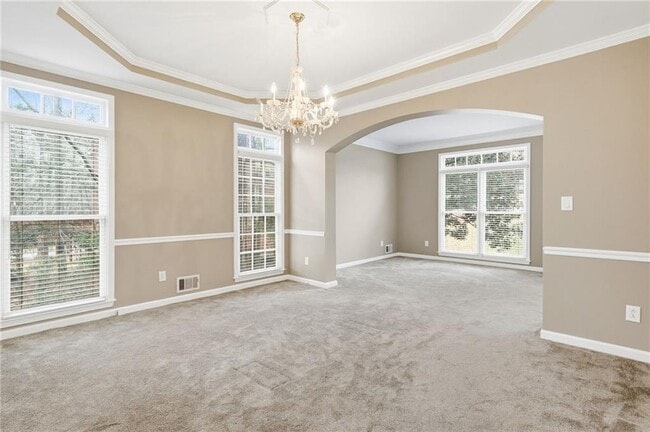 Building Photo - 310 Stoneleigh Dr SW