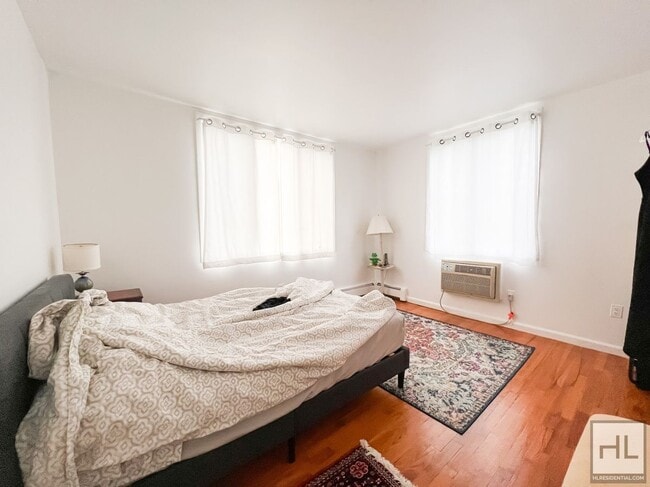 Building Photo - HARROW STREET