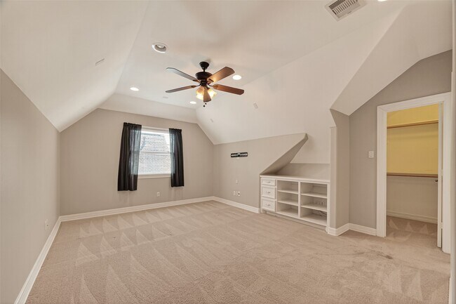 Building Photo - 5319 Fayette St