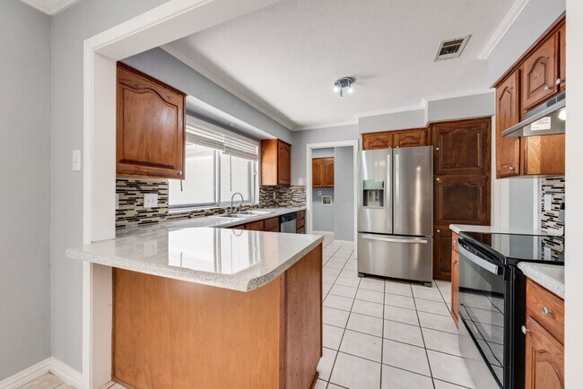 Building Photo - 1108 Janell Dr